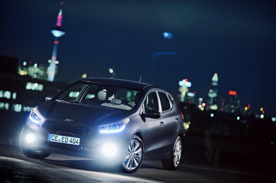  Kia cee&rsquo;d 2012 года  (фото 17 из 72)